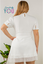 Load image into Gallery viewer, Curvee Short Sleeve Dress
