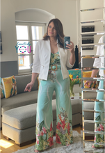 Load image into Gallery viewer, White 3/4 Sleeve Blazer
